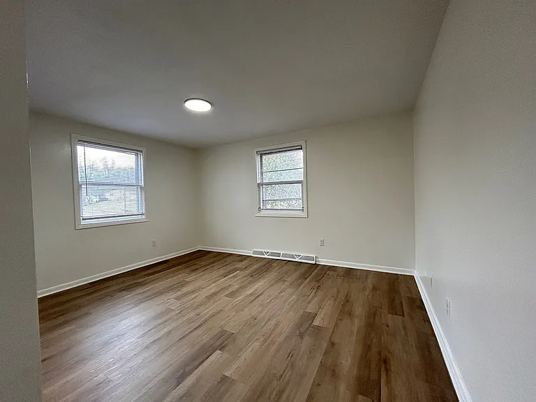 225 Sippo Ave NW #225 — Photo 8