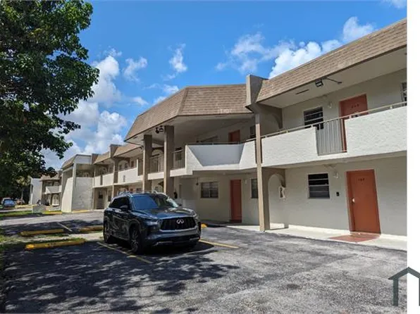 20520 NW 15th Ave, Miami Gardens, FL 33169