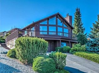4210 Glasgow Way, Anacortes, WA 98221