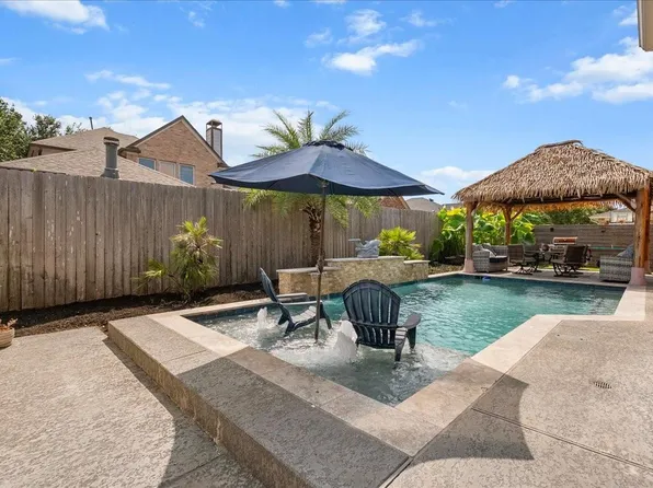 6103 Castle Peak Ln, League City, TX 77573