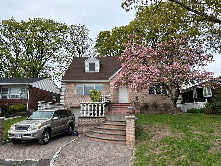 29 Schmidts Ln — Photo 46