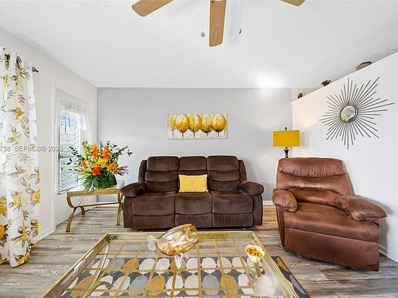 2nd image of 15610 NE 6th Ave APT 34C