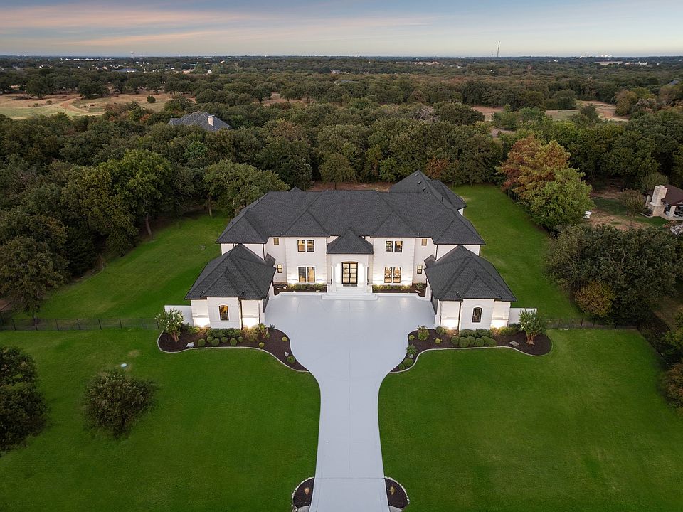 1st image of 5704 Lighthouse Dr