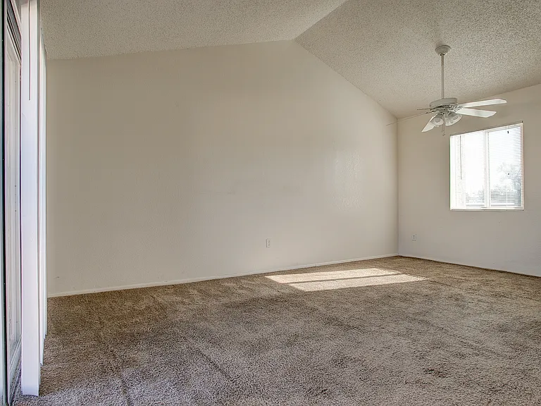 7550 N 12th St #230 — Photo 15