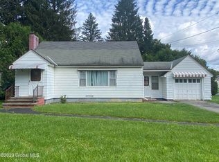 319 E Main St, Johnstown, NY 12095
