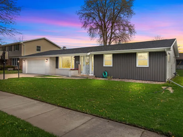 2108 N Birchwood Ave, Appleton, WI 54914