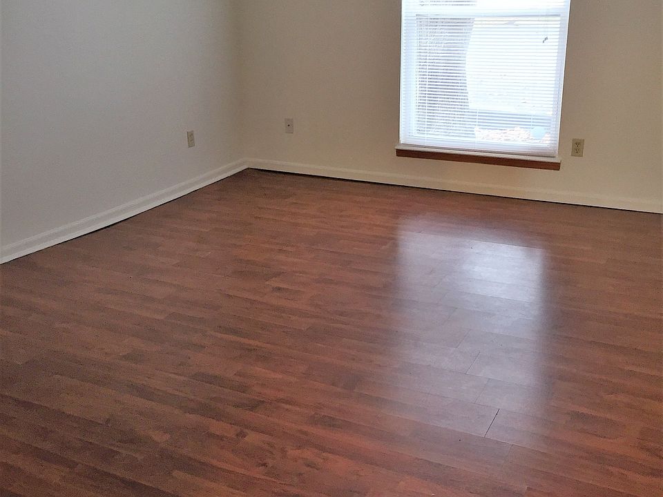 2nd image of 317 Mariae Ln