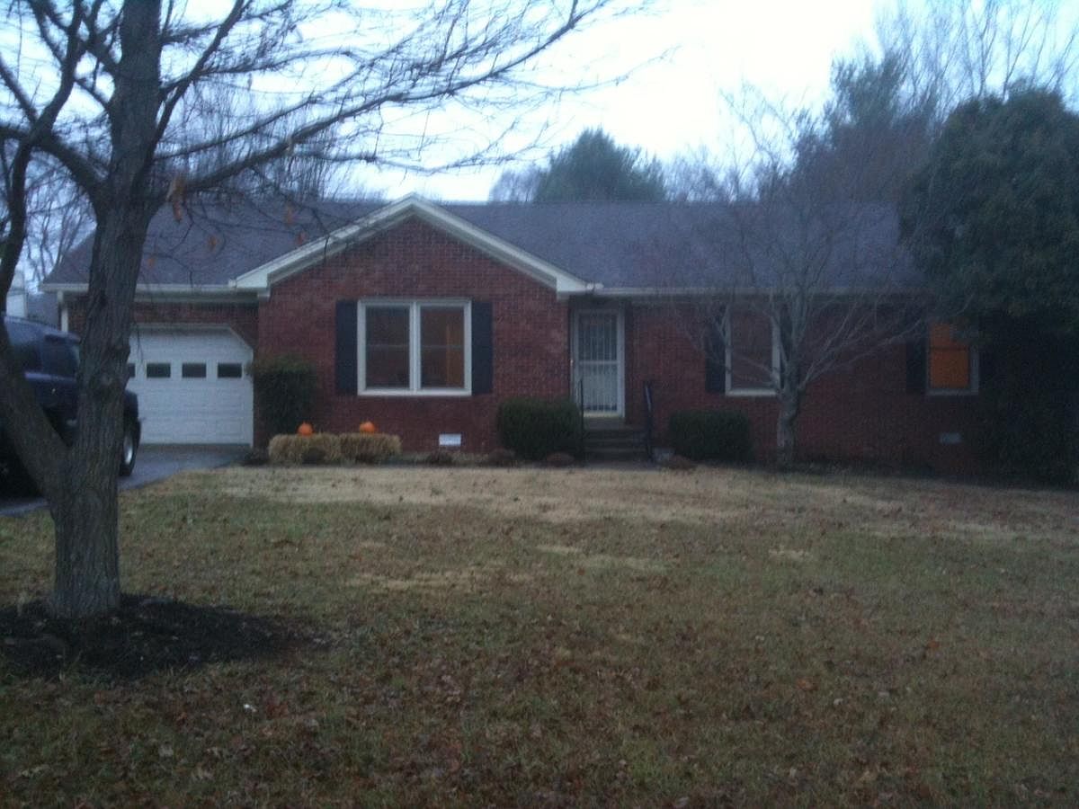 1504 Cave Mill Rd, Bowling Green, KY 42104 Zillow