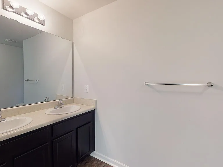 129 Maple Tree Ln — Photo 14