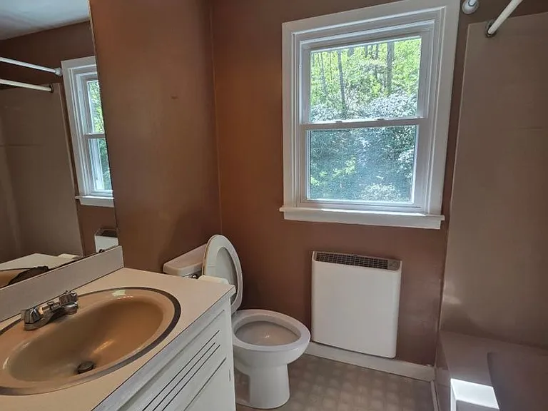 1015 S Country Club Dr — Photo 19