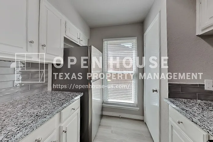3 bed, 2.0 bath, 1540 sqft, $2,275 — Photo 4