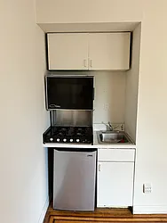 Rented by Garfield Realty 