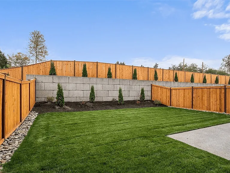 1422 Sequalish St — Photo 17