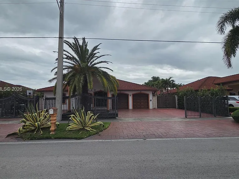 3140 SW 142nd Ave — Photo 41