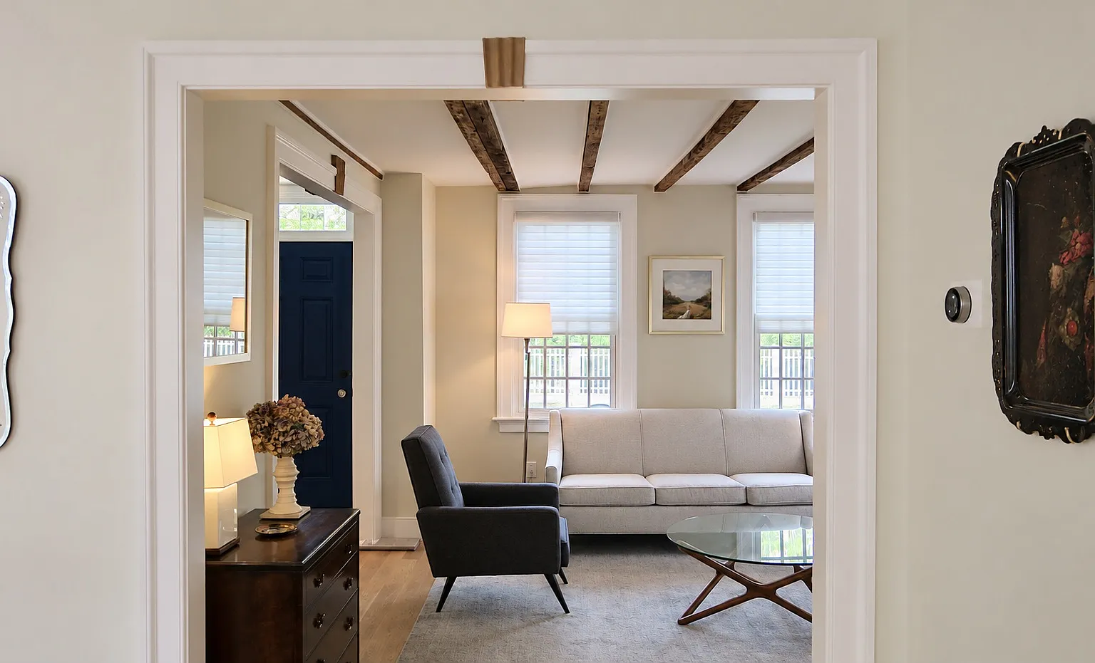 Sag Harbor Village Stunner — Photo 2
