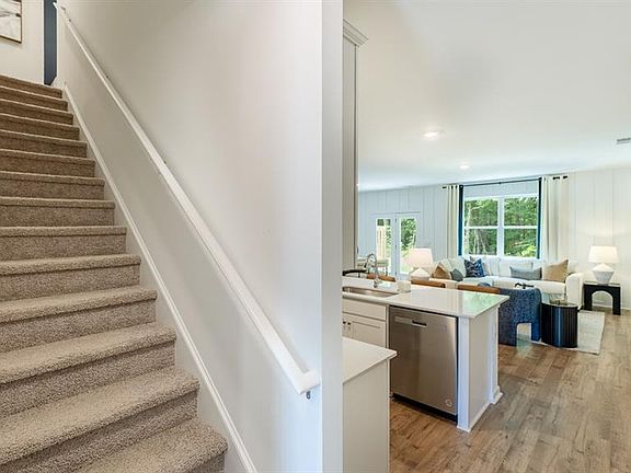 3rd image of 3570 Matthew Ct
