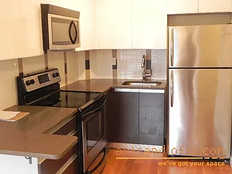 Rented by aptsandlofts.com