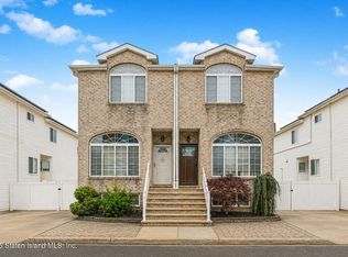 6771 Hylan Blvd, Staten Island, NY 10309