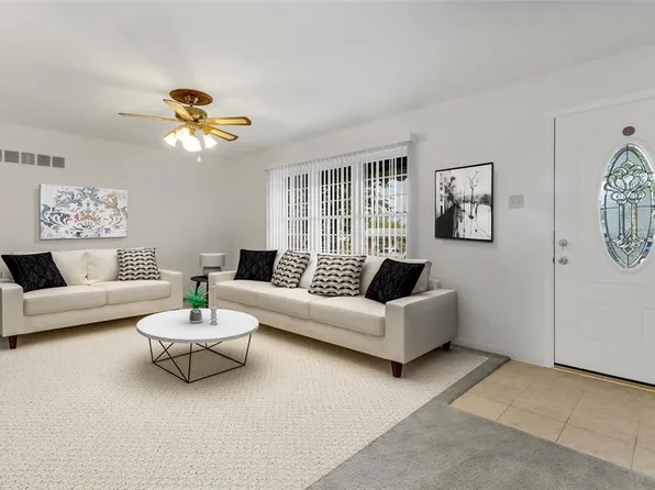 912 Salem Way, Ellisville, MO 63021