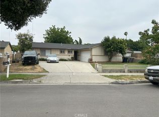 826 Railroad St, Corona, CA 92882 | MLS #CV25131612 | Zillow