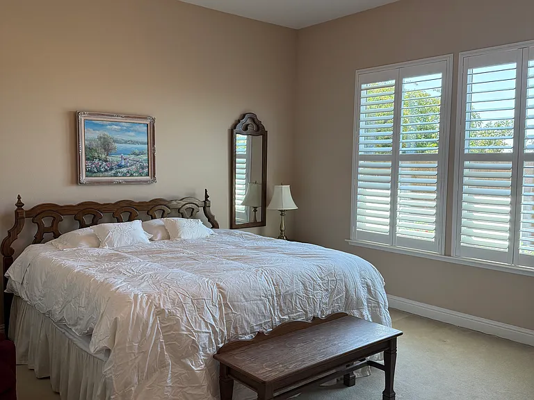 2111 S Church Ave — Photo 15