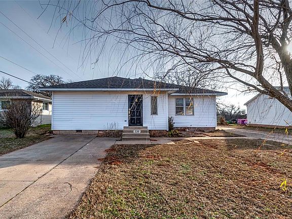 2nd image of 220 Moorman Dr