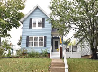 2516 S Lenox St, Milwaukee, WI 53207