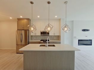 8070 Kiriak Line SW, Edmonton, AB T6W 4V2