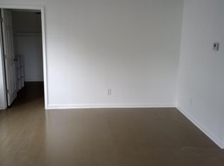 708 6th St #B, Huntington, WV 25701