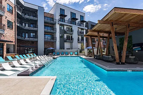 Sterling Nashville West Photo 1
