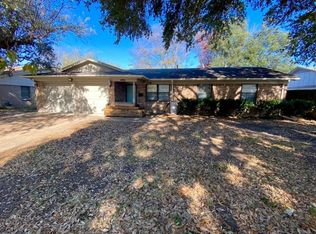 4728 Burgess Dr, Fort Worth, TX 76132