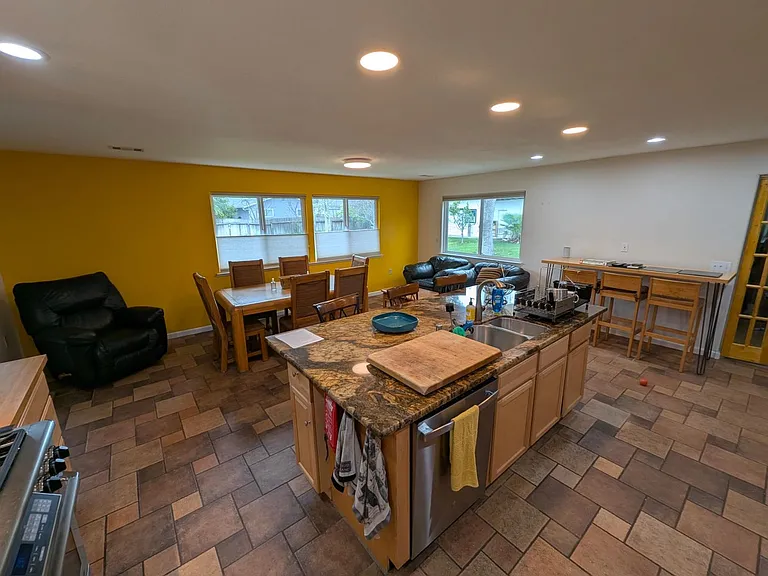 1580 Whitman Rd — Photo 12
