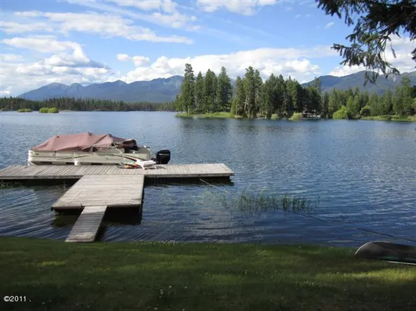 564 W Village Dr, Bigfork, MT 59911