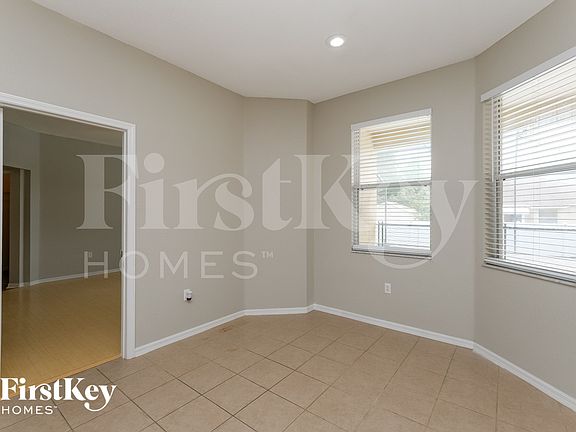 4th image of 2754 Berkford Cir