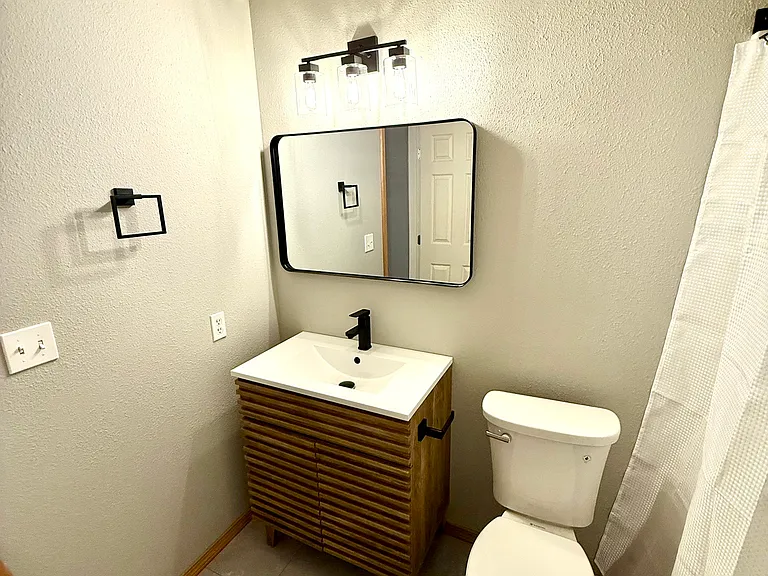 1268 W Bentwood Loop — Photo 17