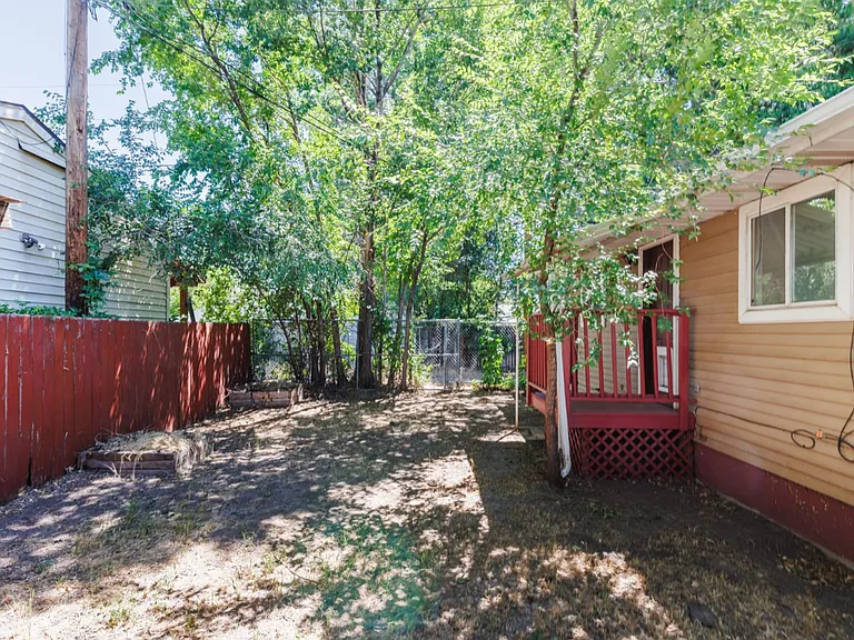 265 E Browning Ave — Photo 32