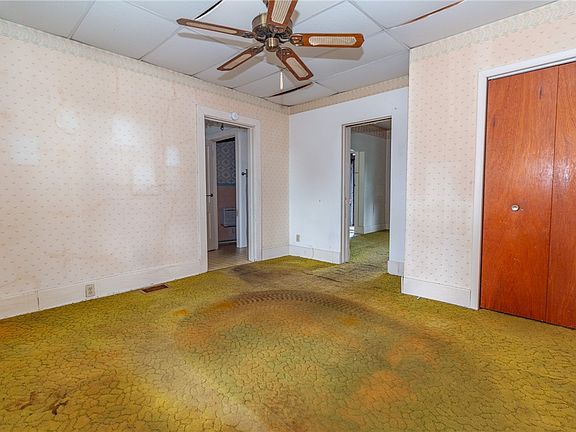 5th image of 1117 Highland St