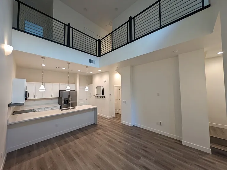 1151 Blossom Point St — Photo 4