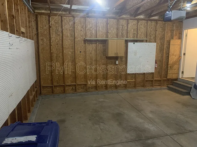 8620 Olenbrook Dr — Photo 36