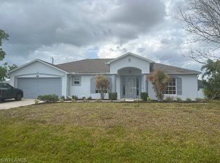 1807 SW 3rd St, Cape Coral, FL 33991