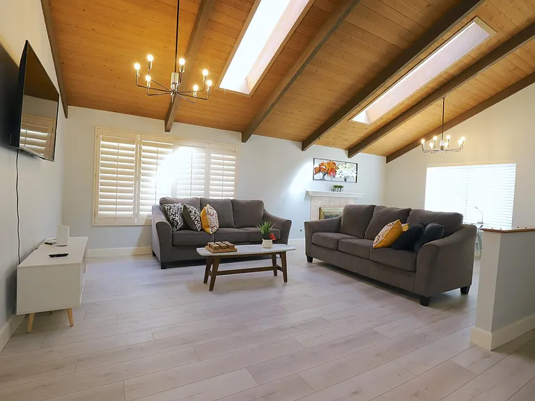 25225 York Cir — Photo 6