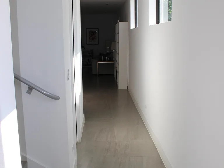2942 SW 27th Ter — Photo 8