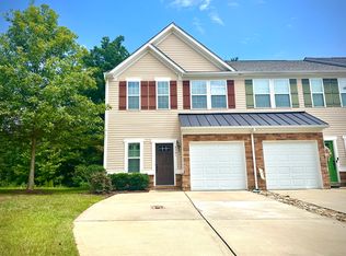 2501 Silverthorn Dr, Charlotte, NC 28273