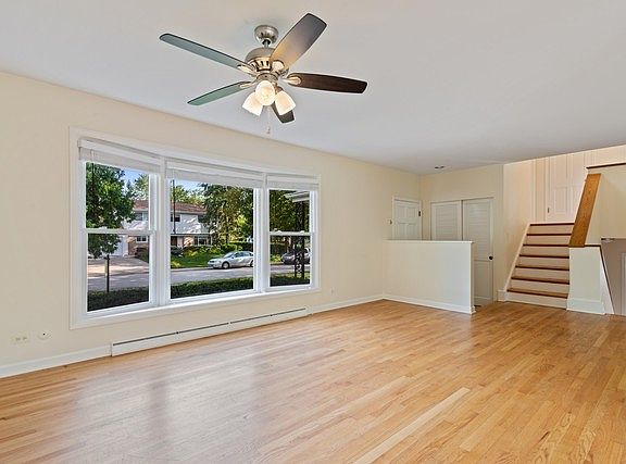 2nd image of 1413 Dartmouth Ln #1413