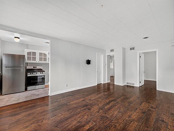 4th image of 744 N 115th STREET