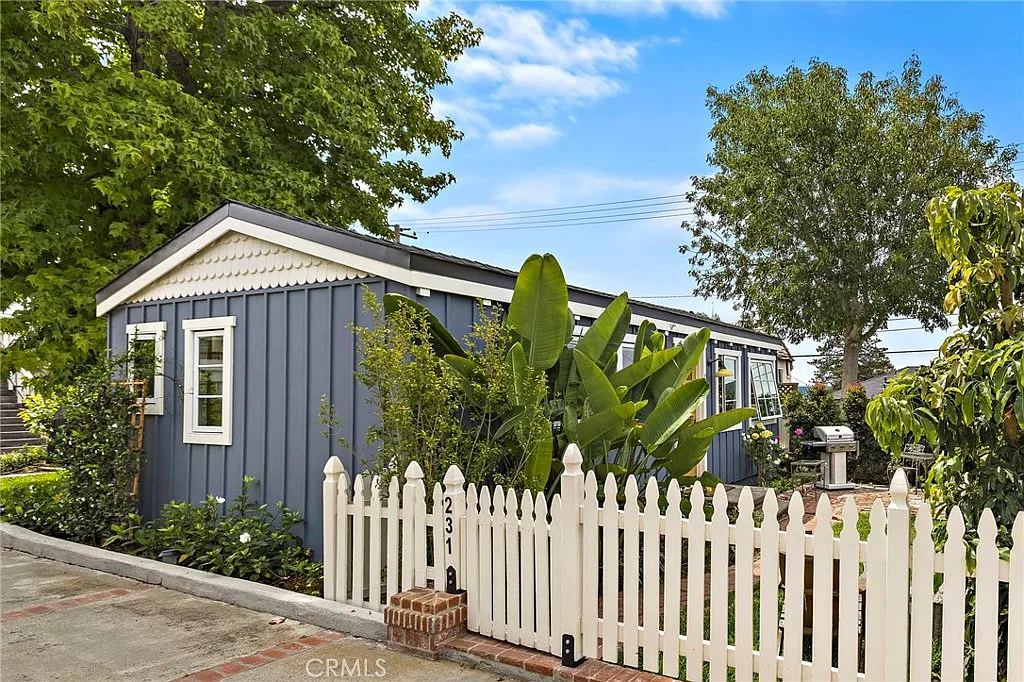 1 bed, 500 sqft, $6,250 — Photo 2