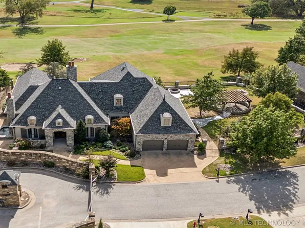 603 Fairway Dr, Broken Arrow, OK 74011