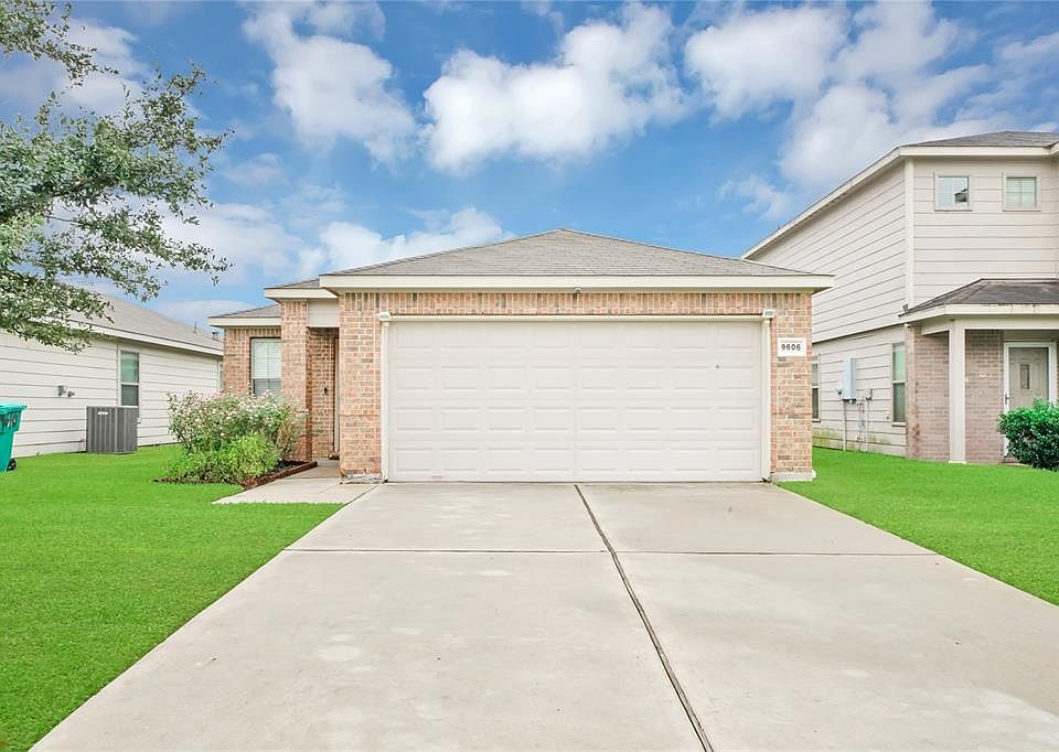 1st image of 9606 Garrett Pine Ln