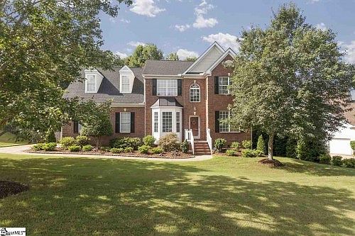 1st image of 111 Whiffletree Dr