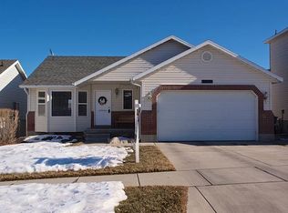 8359 S Oak Gate Dr, West Jordan, UT 84081